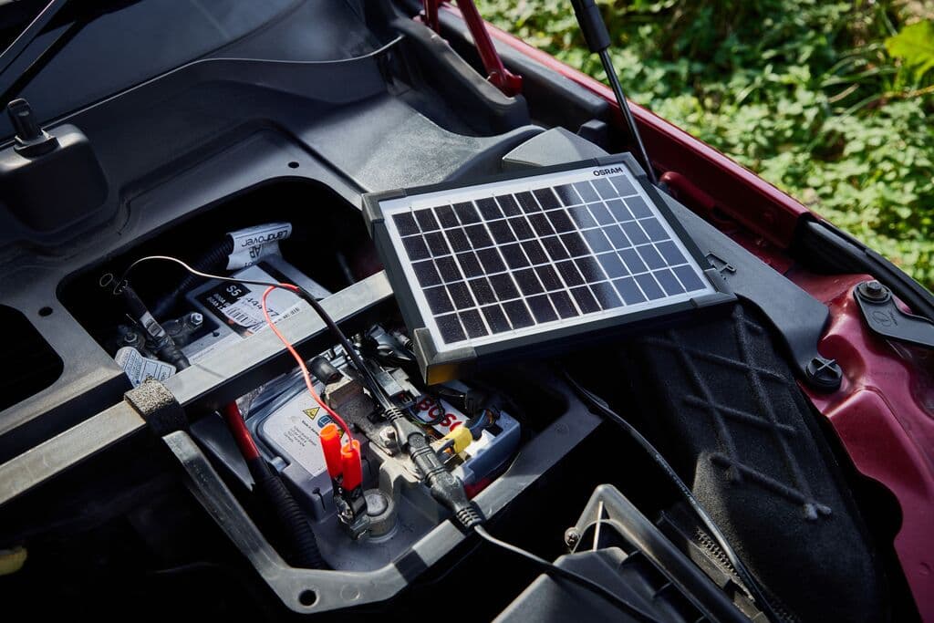 BATTERYcharge SOLAR 5W bis zu 0,28A (18V) 1 St. OSRAM