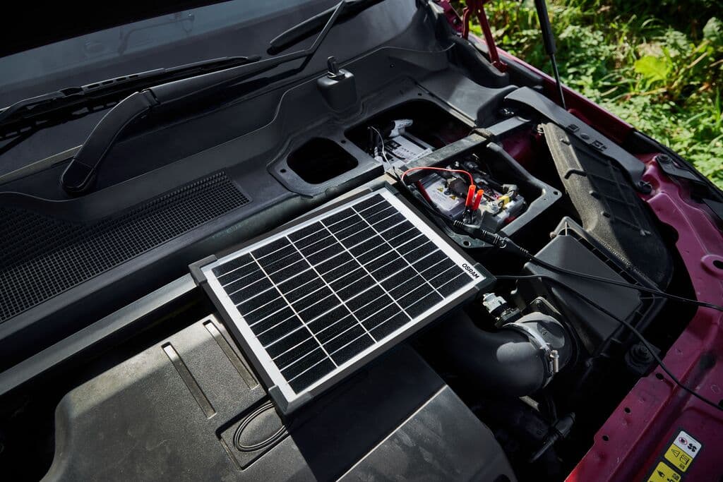 BATTERYcharge SOLAR 10W bis zu 0,56A (18V) 1 St. OSRAM
