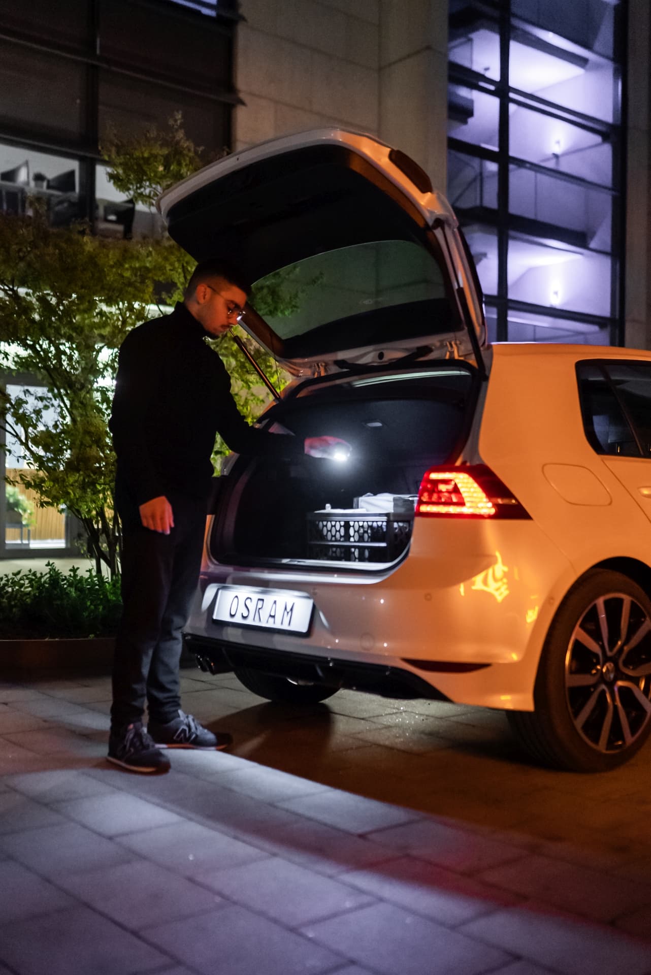 LEDambient® Kofferraumleuchte Fahrzeugleuchte 6000K 1 St. OSRAM