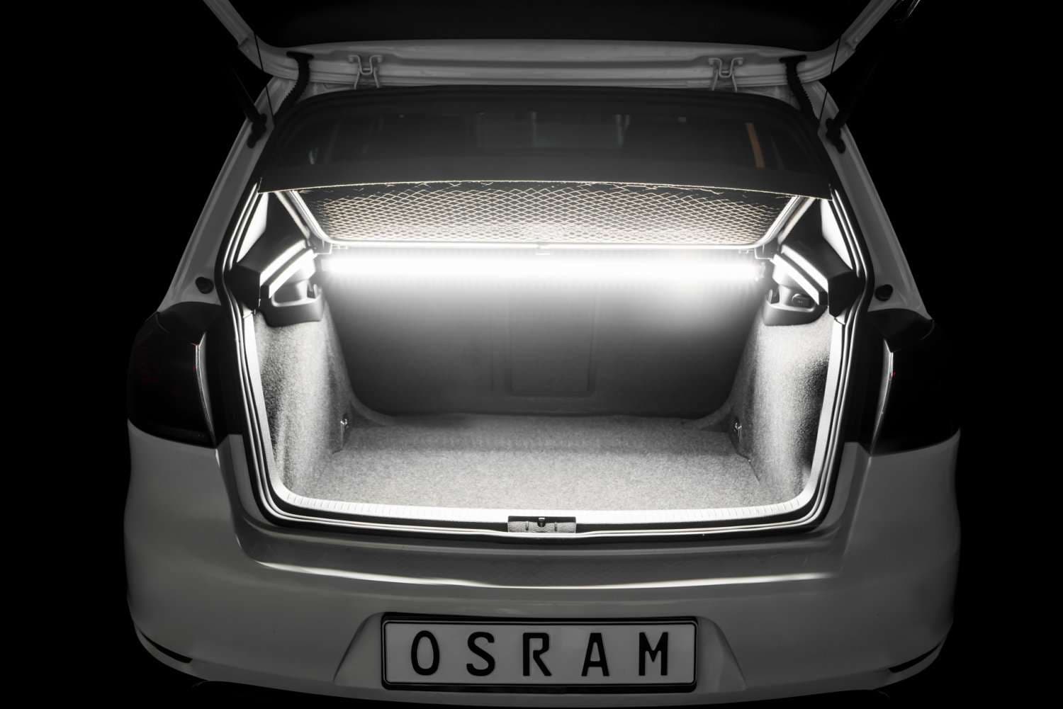 LEDambient Interior Strip Kit Universal 2 x 1,5m LED Leuchtstreifen OSRAM
