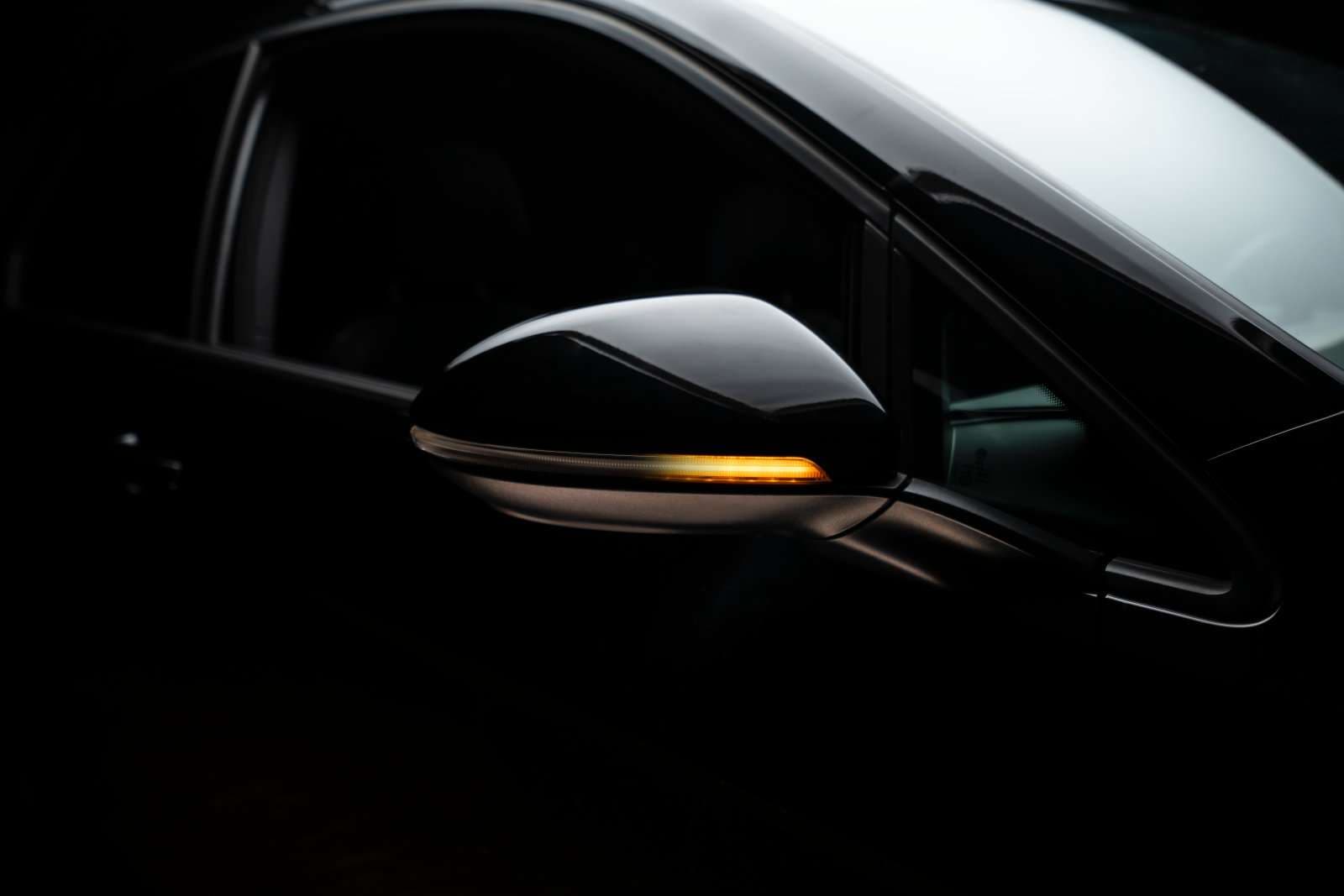 LEDRiving® Dynamische LED Spiegelblinker VW Golf VII - Black Edition OSRAM